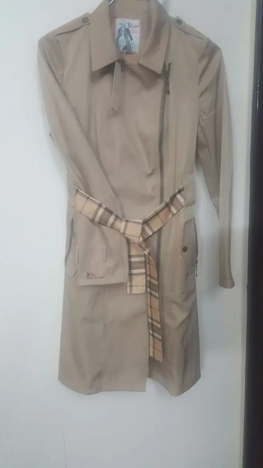 بارونی دخترانه وزنانه|لباس|گنبد کاووس, |دیوار