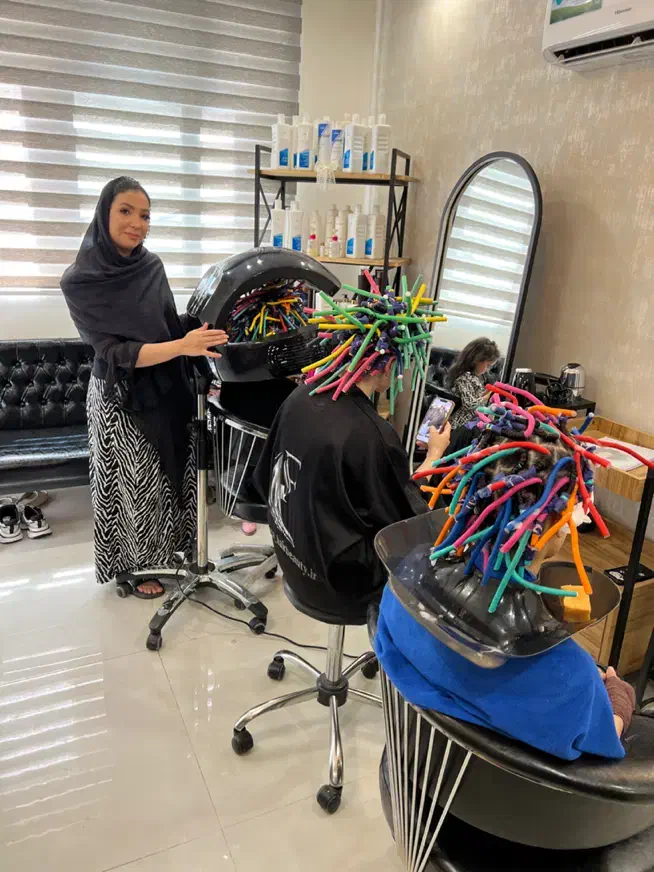 فردائم (ششماهه) و آموزش تضمینی|خدمات آرایشگری و زیبایی|مشهد, چهارچشمه|دیوار