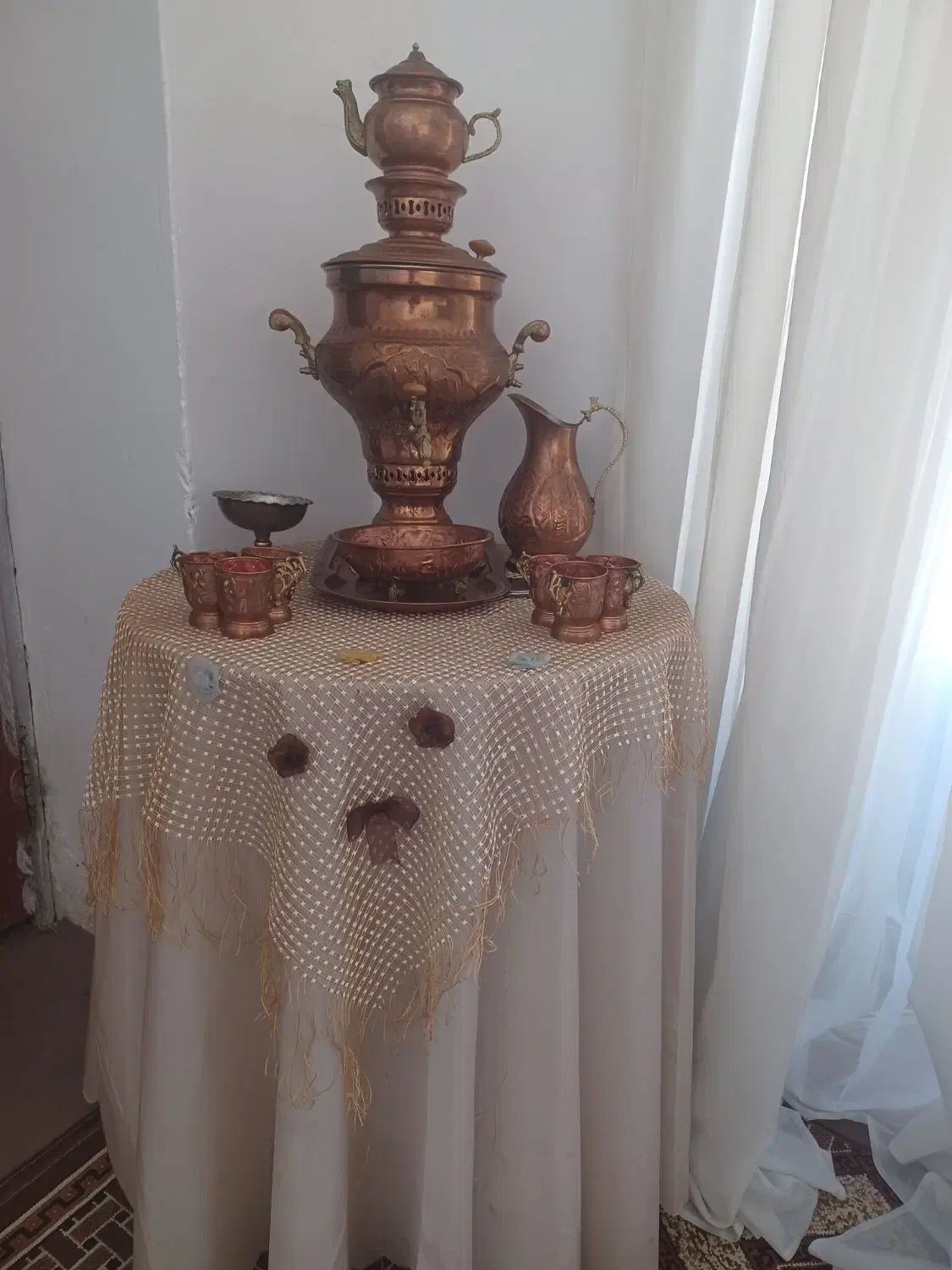 ظروف مسی|کلکسیون اشیاء عتیقه|بروجن, |دیوار