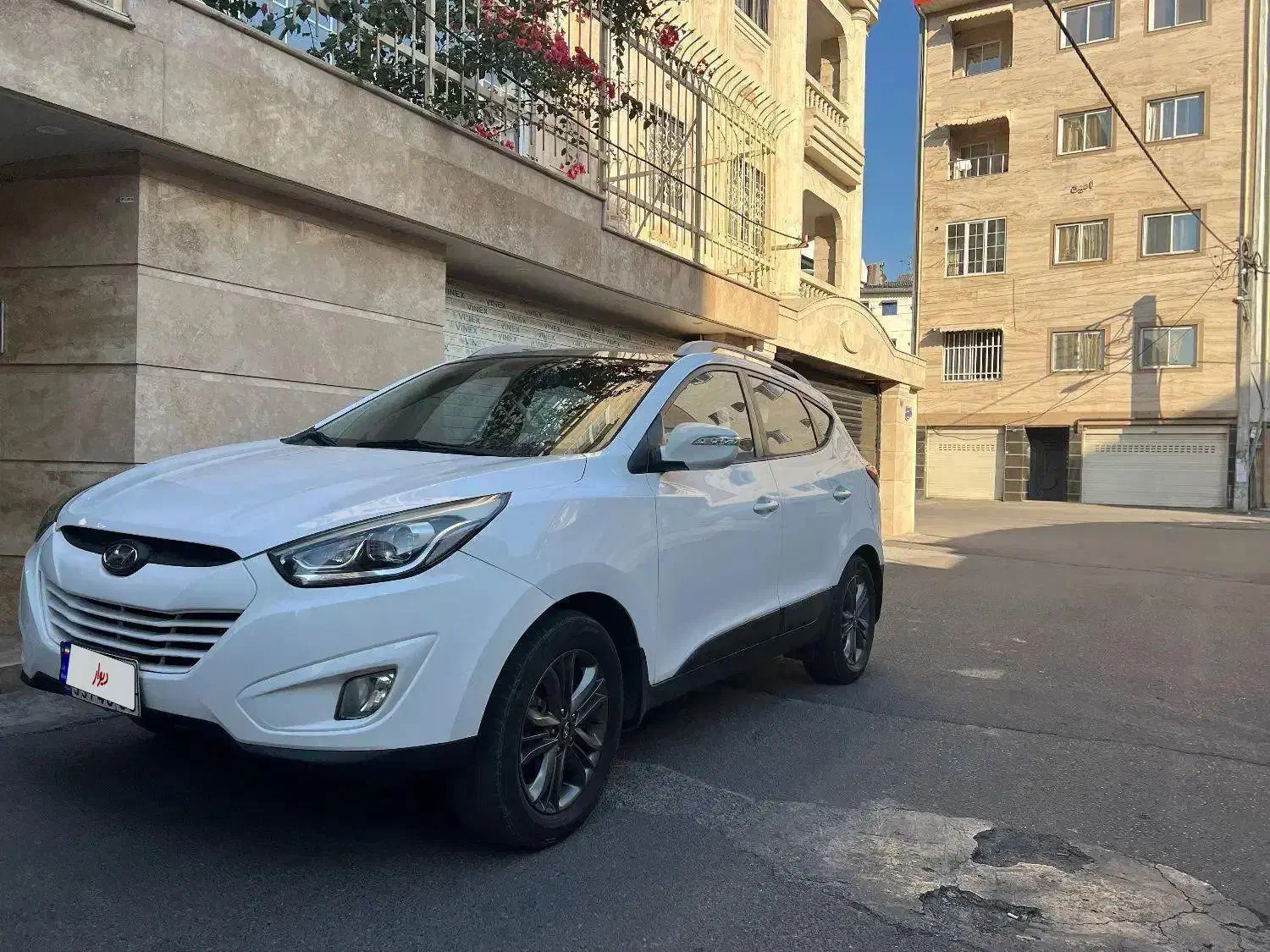 توسان جفت دیفرانسیل ۲۰۱۴|خودرو سواری و وانت|رشت, گلسار|دیوار