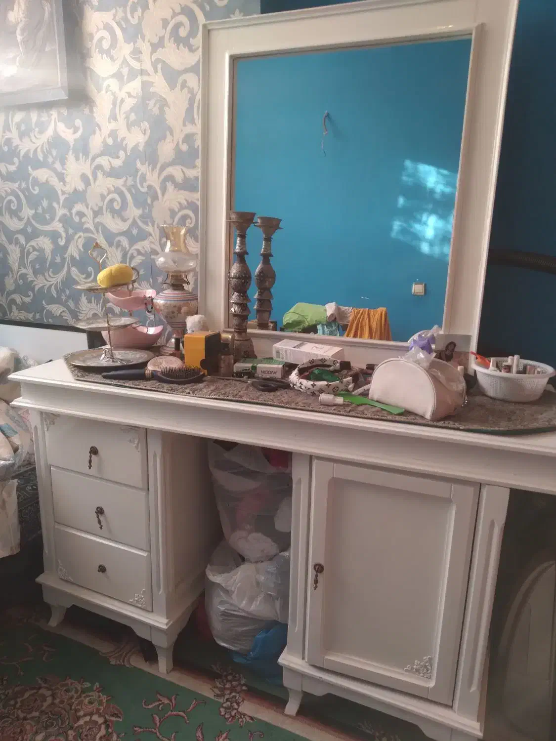 ایینه کنسول چوبی سفید|مبلمان خانگی و میز عسلی|قائمشهر, |دیوار