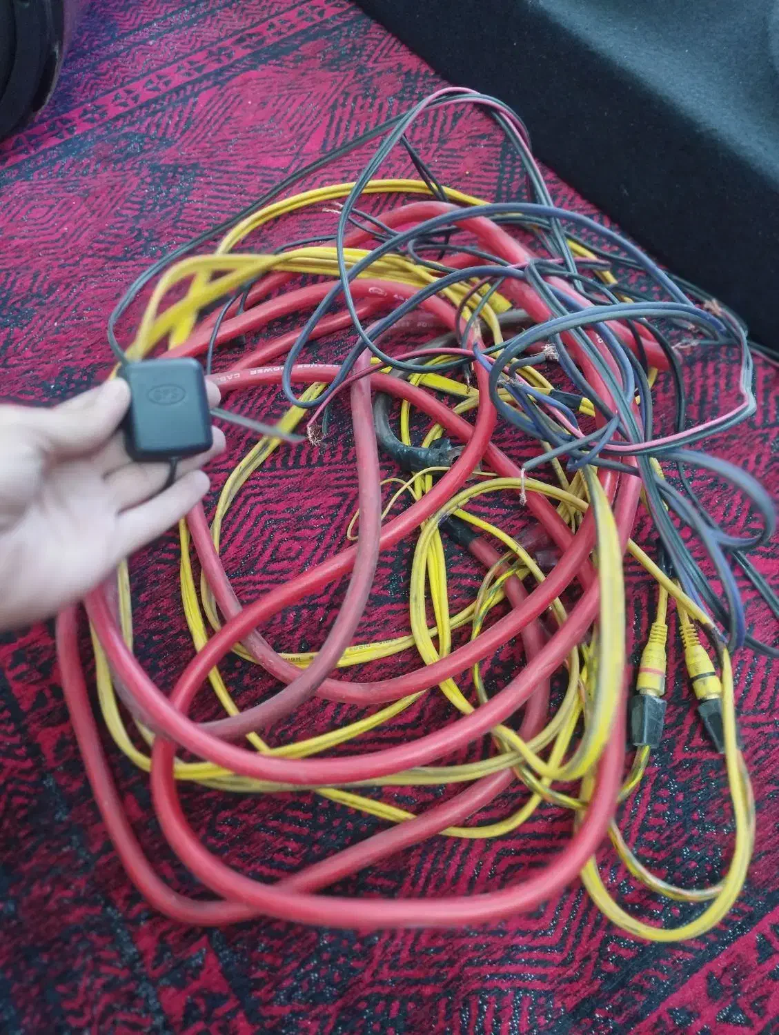 سیم کشی سیستم و طاقچه|قطعات یدکی و لوازم جانبی|کرج, برغان|دیوار