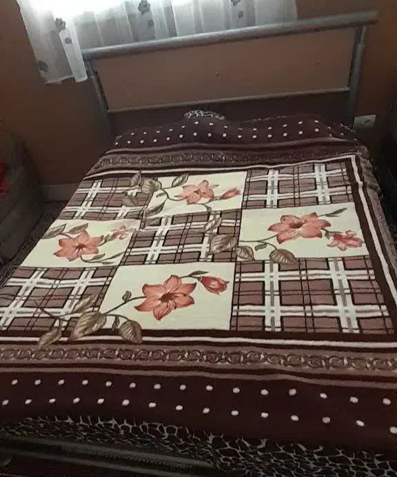 تخت خواب دونفره|تخت و سرویس خواب|بروجرد, |دیوار