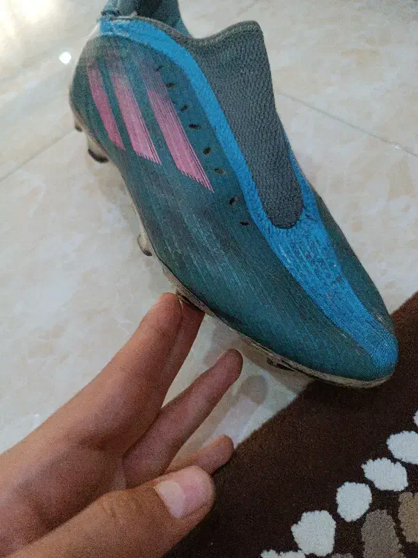 استوک  فوتبال اورجینال آدیداس سایز ۳۹،۴۰|کیف، کفش، کمربند|نسیم‌شهر, |دیوار