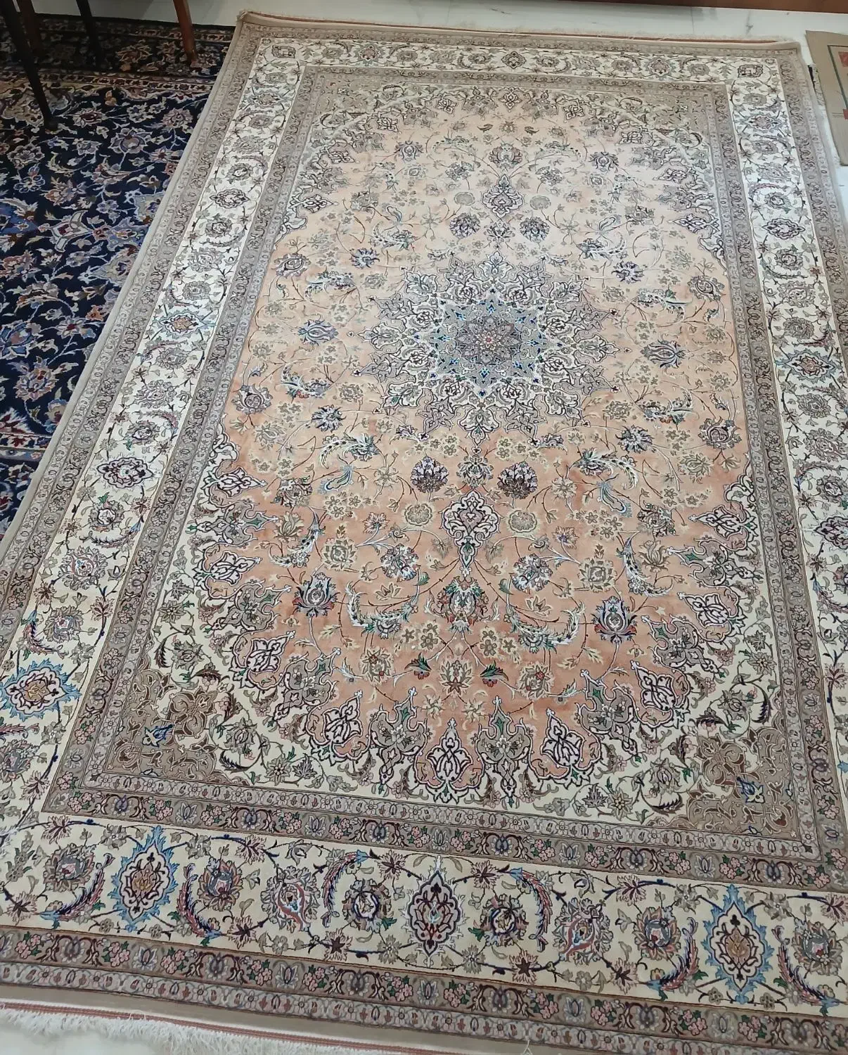 فرش اصفهان دست بافت ابریشم|فرش|اصفهان, ملکشهر|دیوار