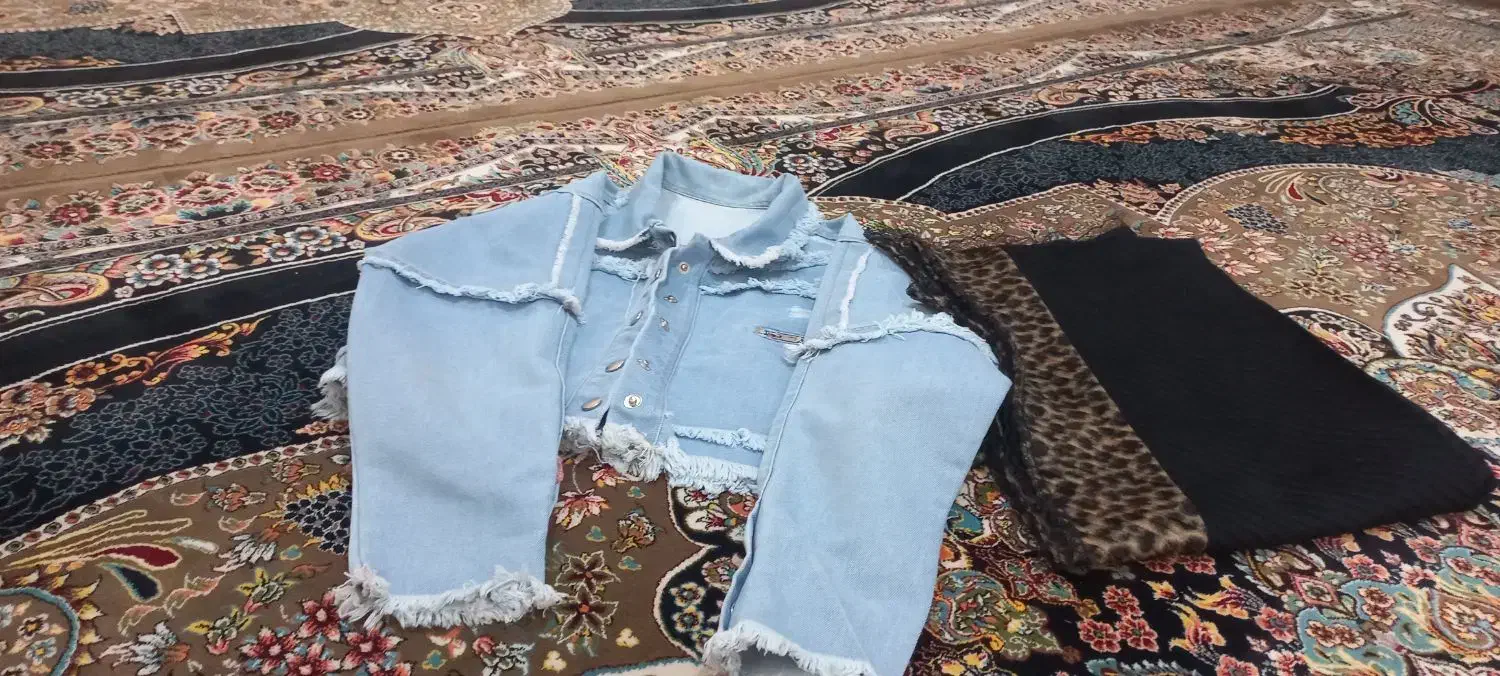 کت لی کوتاه وشال|لباس|دورود, |دیوار