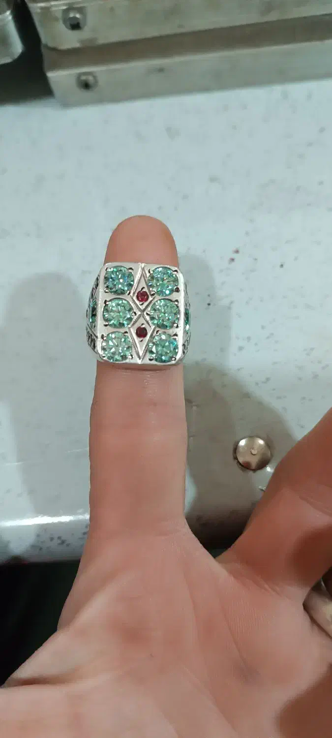 انگشتر جواهرات موزنایت الماس روسی|جواهرات|میانه, |دیوار