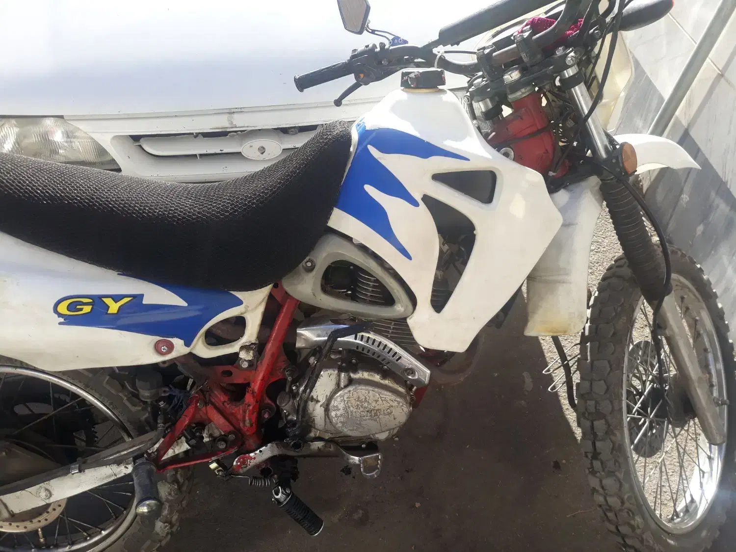 معاوضه موتورتریل پیشرو ۲۰۰زیپ مدل ۸۴|موتورسیکلت|اراک, |دیوار