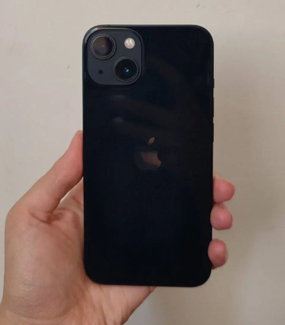 آیفون ۱۳ نرمال ۱۲۸گیگ ch رنگ مشکی|موبایل|نائین, |دیوار