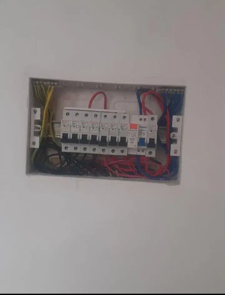 برقکاری و خرده کاری، رفع اتصالی|خدمات پیشه و مهارت|زنجان, |دیوار