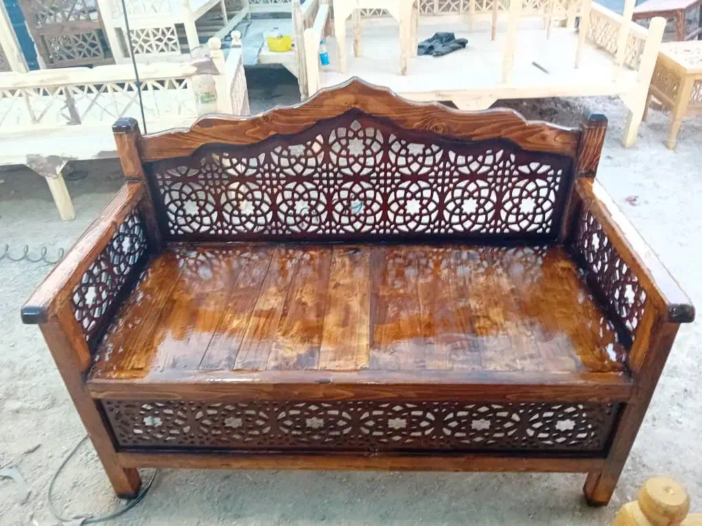 مبل وتخت چوبی تولیدی مریم|مبلمان خانگی و میز عسلی|قشم, |دیوار