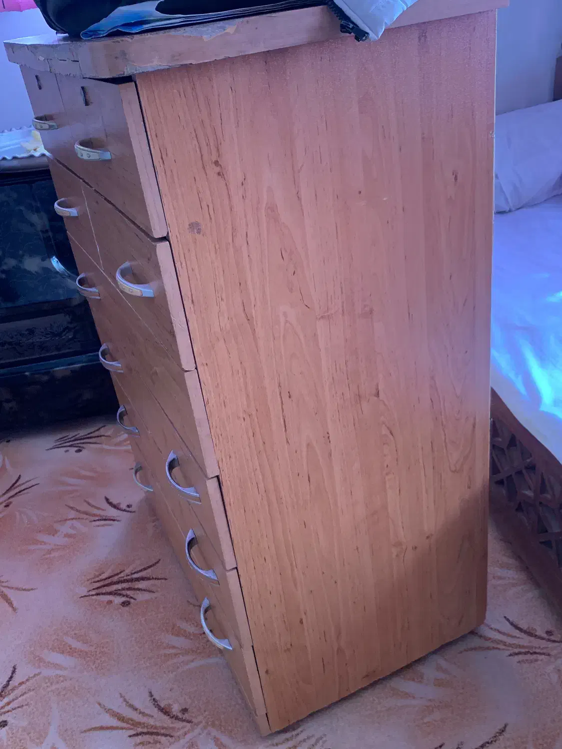 کشو|جاکفشی، کمد، دراور|رشت, باهنر|دیوار