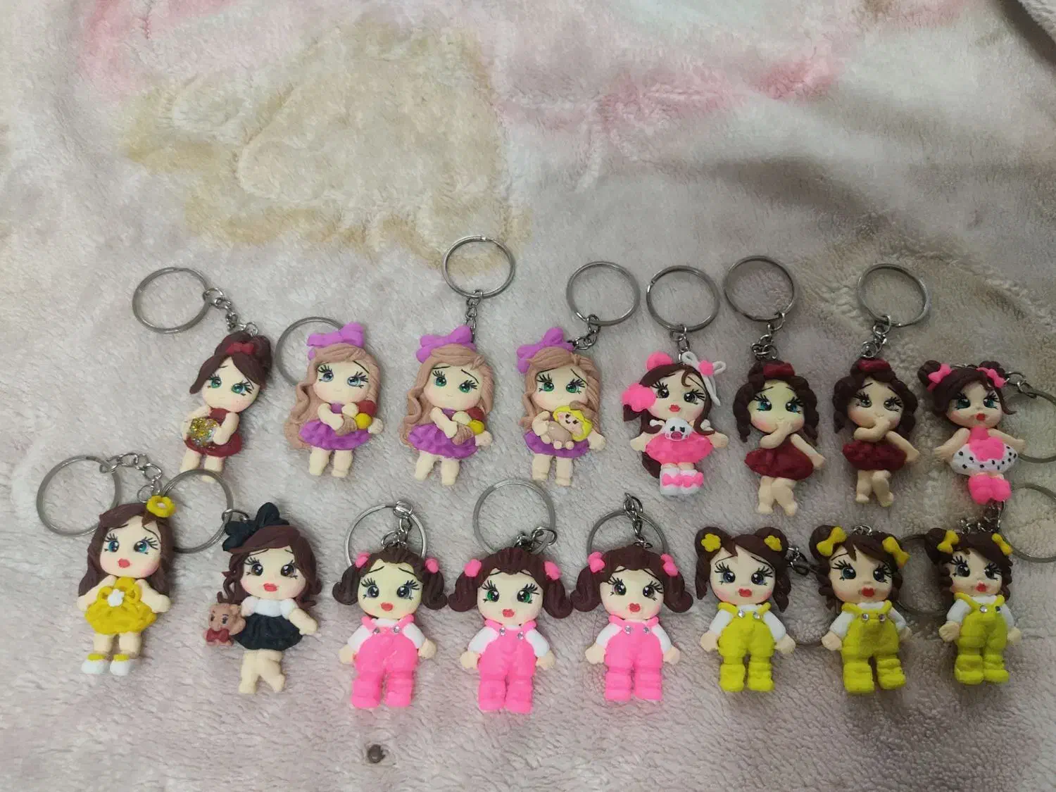 عروسک شیک|اسباب‌بازی بچه|مشهد, کوشش|دیوار