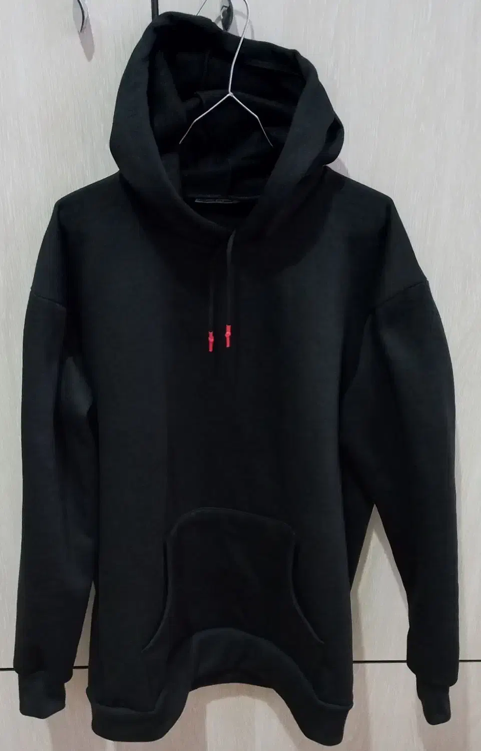 هودی نو و کت لی نو|لباس|ابهر, |دیوار