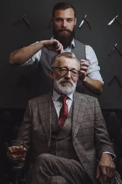 همکار آرایشگر|استخدام درمانی، زیبایی، بهداشتی|یزد, |دیوار