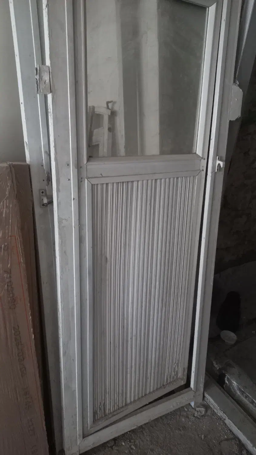 تعداد درب پنجره آلومینیومی کارکرده بفروش میرسد|مصالح و تجهیزات ساختمان|تبریز, |دیوار