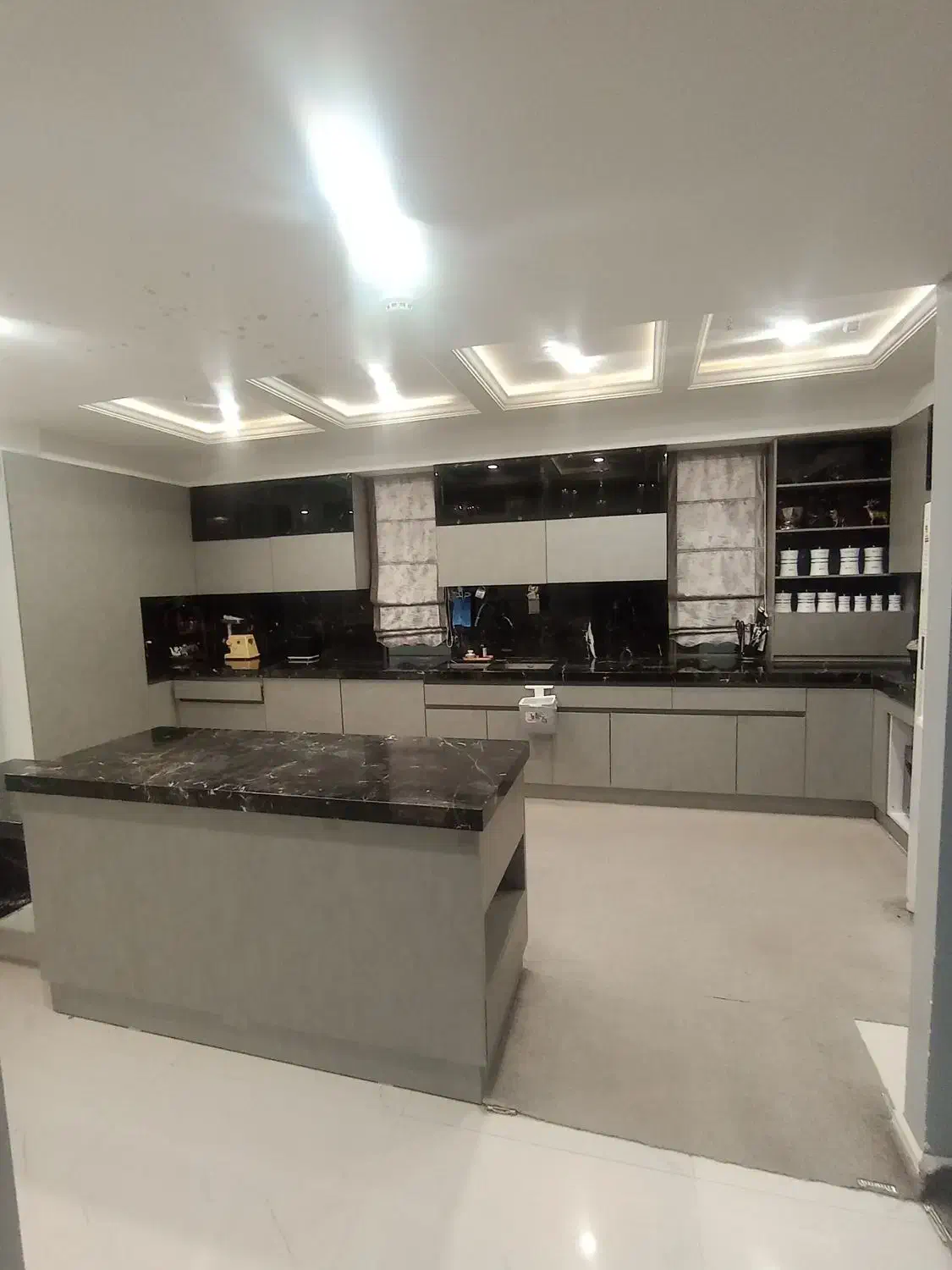 آپارتمان/190متری/2خواب/طبقه ششم/پارکینگ|فروش آپارتمان|تربتحیدریه, منصوریه|دیوار