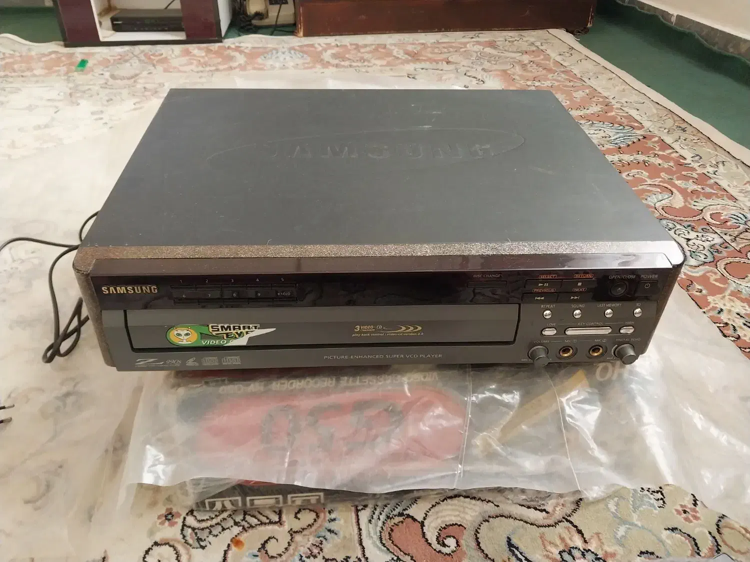 دستگاه سی دی کلکسیونی|پخشکننده DVD و ویدیو|اراک, |دیوار