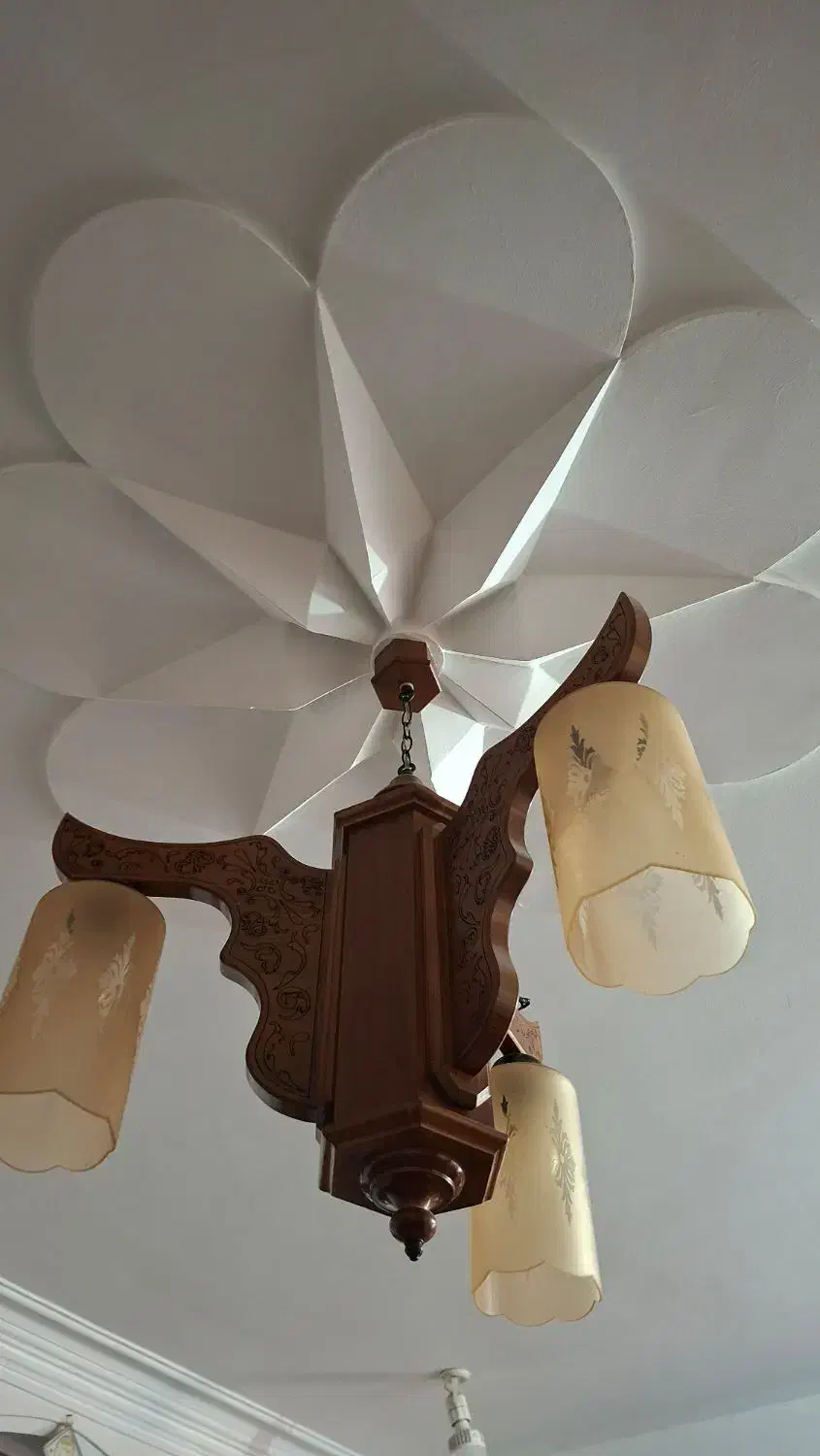 لوستر در حد نوع|لوستر و چراغ آویز|رشت, کوی حسینی|دیوار