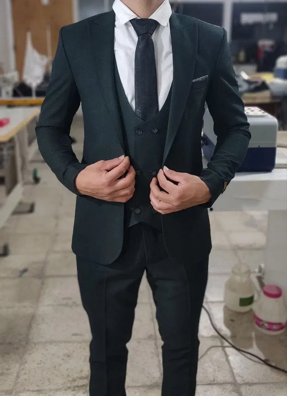 کت و شلوار مجلسی و دامادی در تولیدی...|لباس|قم, باغ شریفی|دیوار