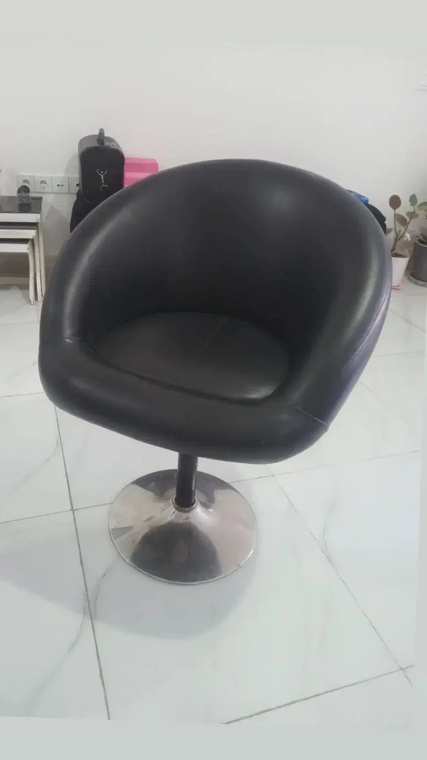 فروش فوری قیمت پیام بدید لطفا|آرایشگاه و سالن‌های زیبایی|کلاچای, |دیوار