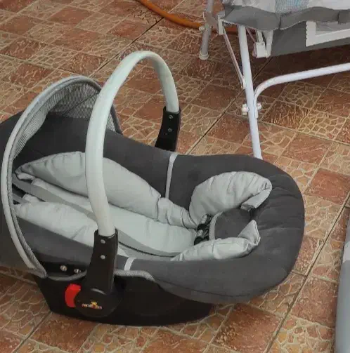 کریر بچه|کالسکه و لوازم جانبی|آستانه اشرفیه, |دیوار