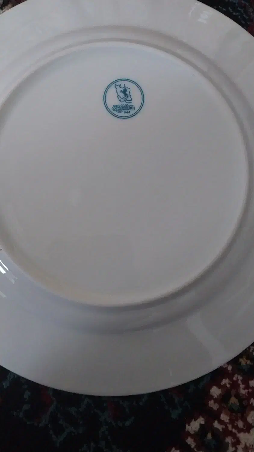 چینی گل سرخ زرین ۳۰ نفره|ظروف سرو و پذیرایی|قروه, |دیوار