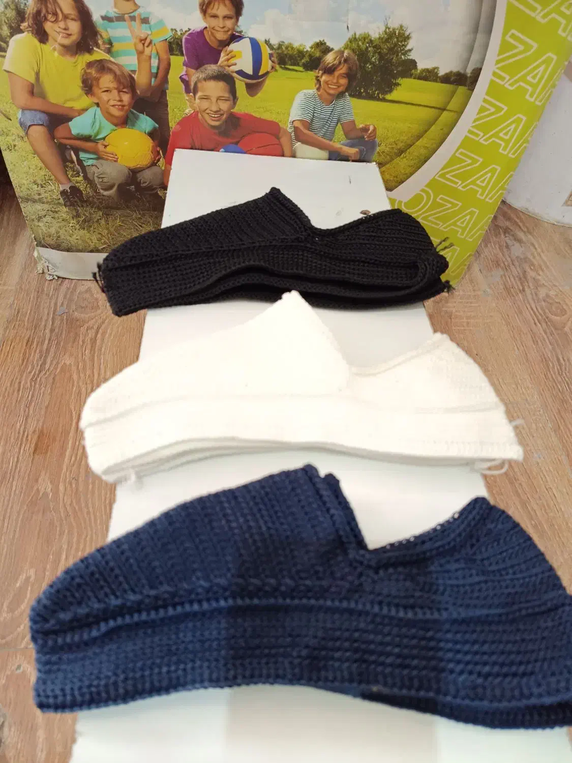 گیوه سنتی|کیف، کفش، کمربند|نیشابور, تختی|دیوار