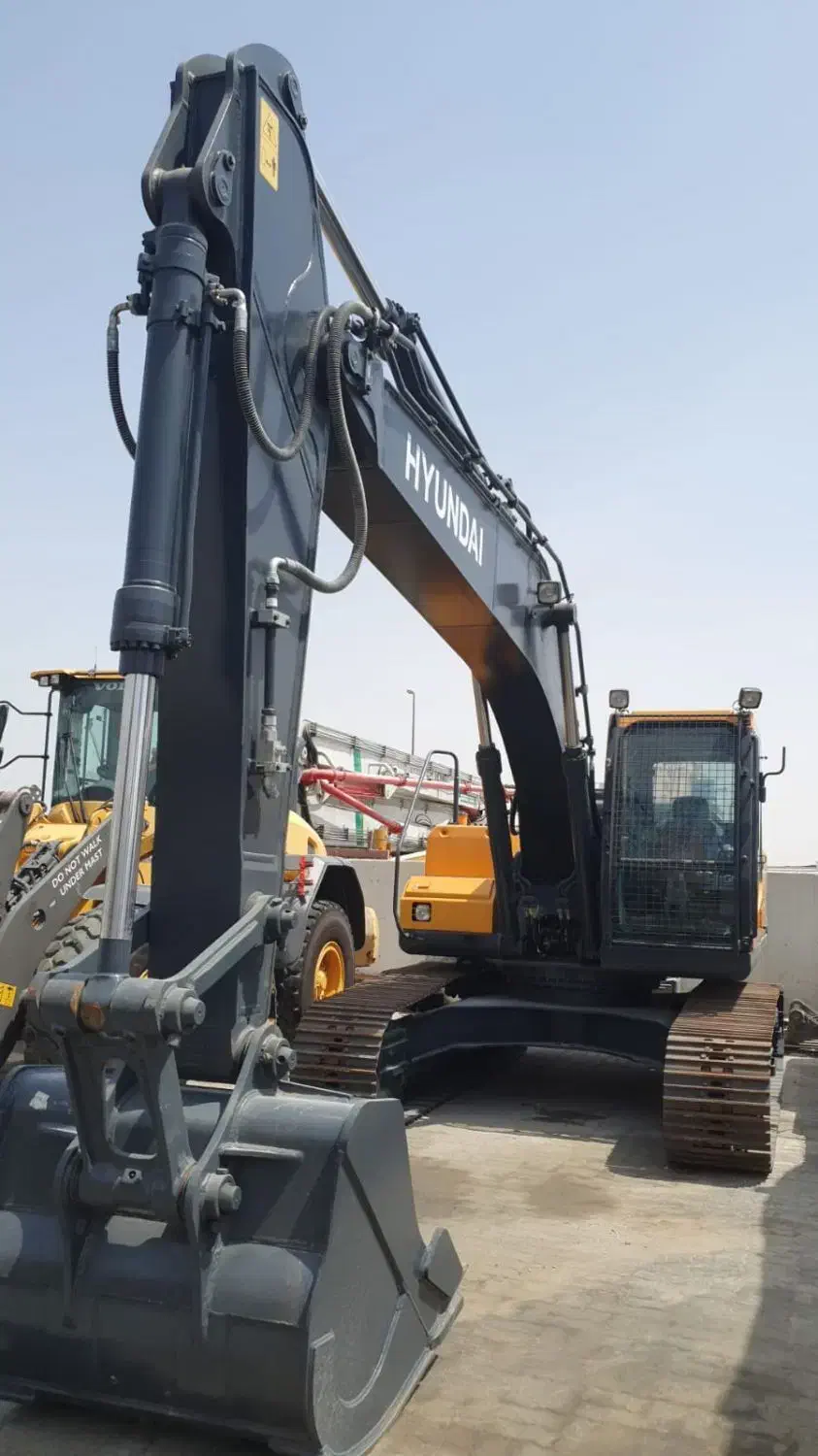 بیل مکانیکی هیوندا ۲۲۰ ال اروندی ۲۰۲۵|خودرو سنگین|امیدیه, |دیوار