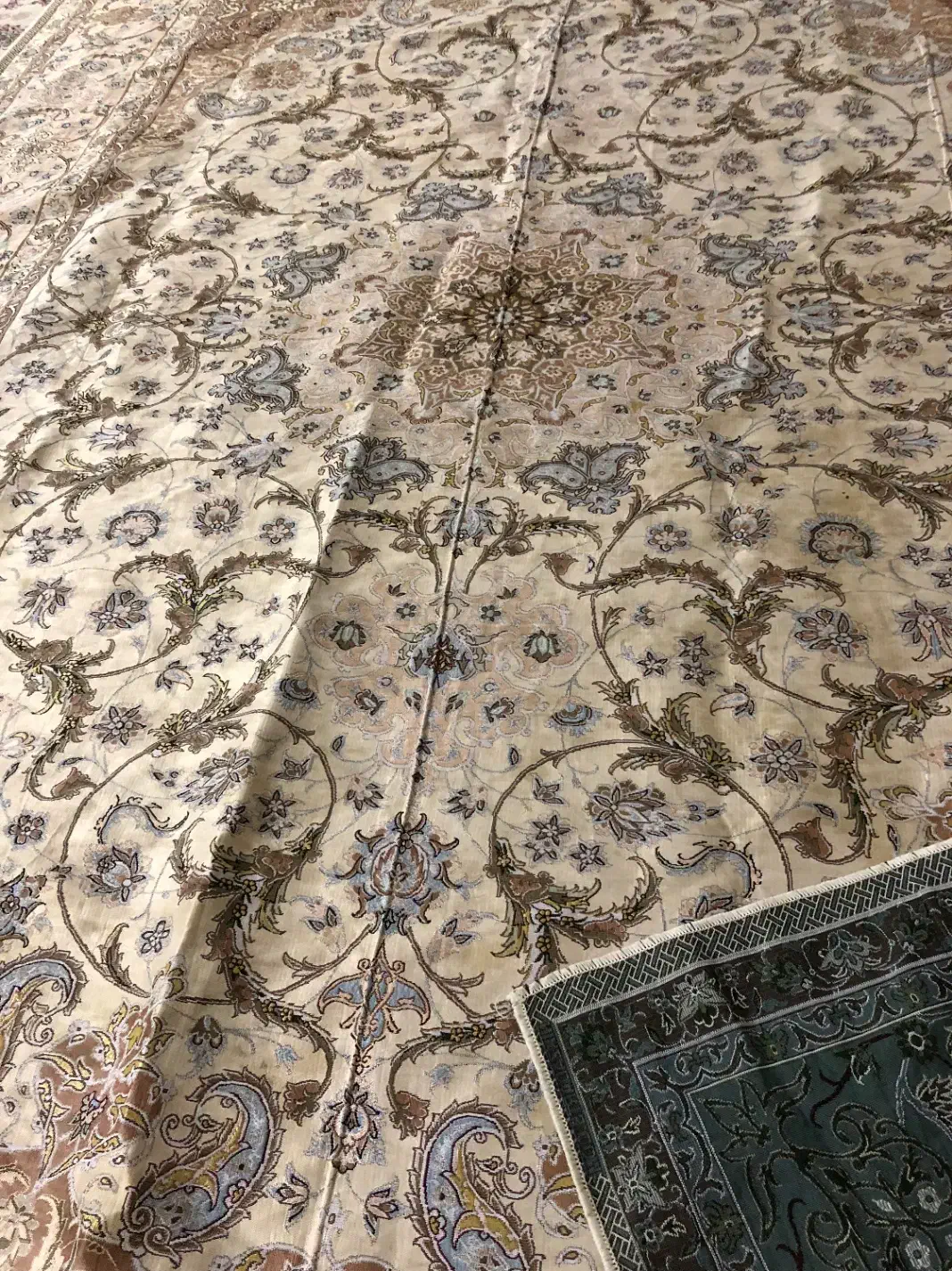 روفرشی ابریشمی|روفرشی|ورامین, ورامین|دیوار