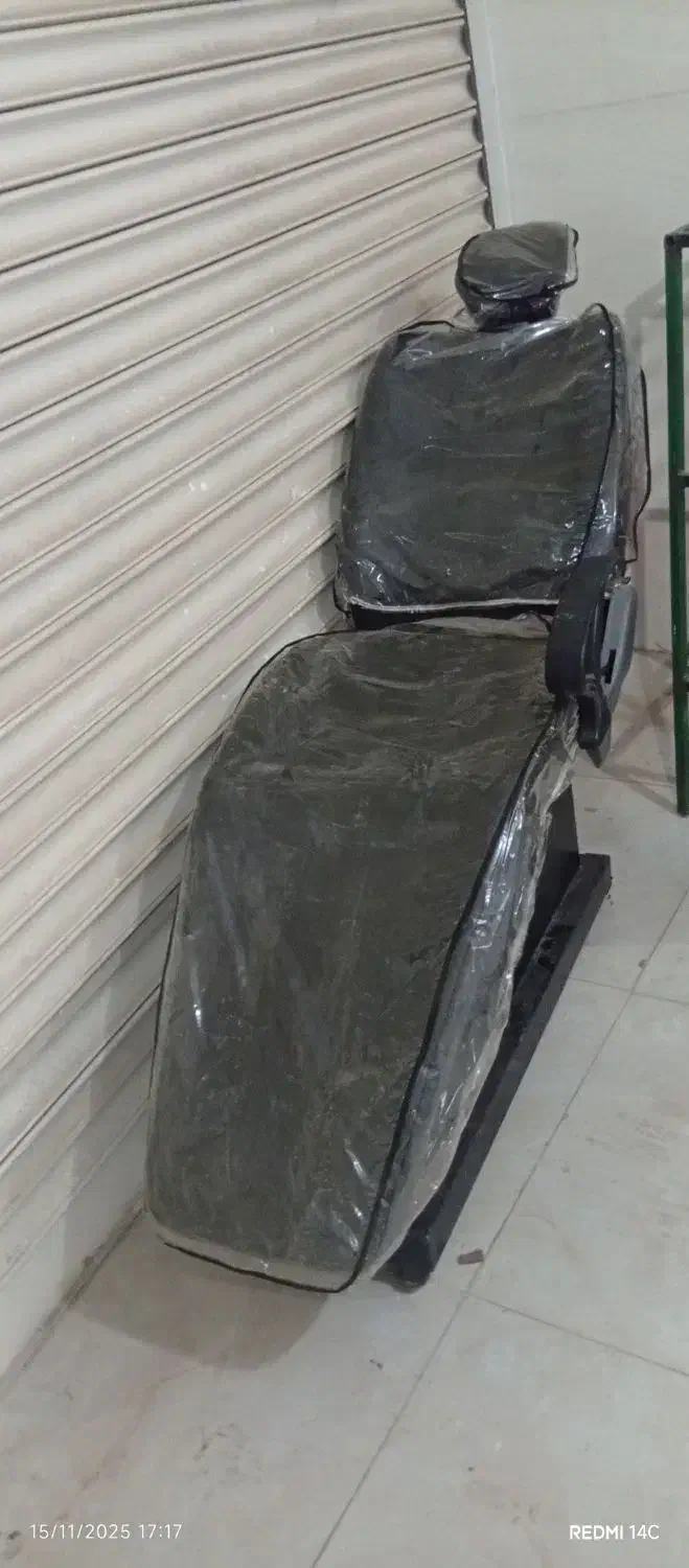 صندلی اصلاح|آرایشگاه و سالن‌های زیبایی|اردبیل, |دیوار