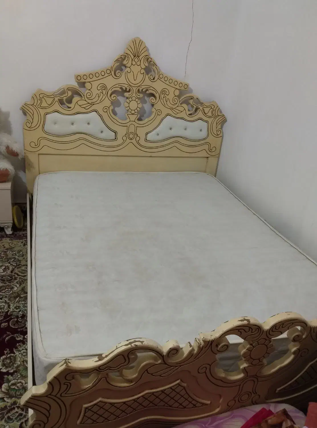 تخت خواب دو نفره سالم|تخت و سرویس خواب|پارس‌آباد, |دیوار