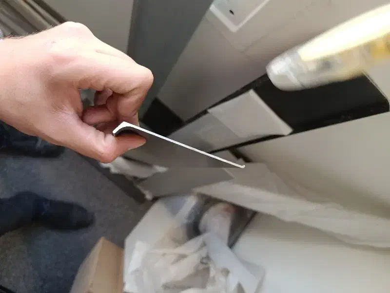 قرنیز آلومینیومی روکار ـمشکی/سفید/خودرنگ|مصالح و تجهیزات ساختمان|تهران, مهران (سیدخندان)|دیوار