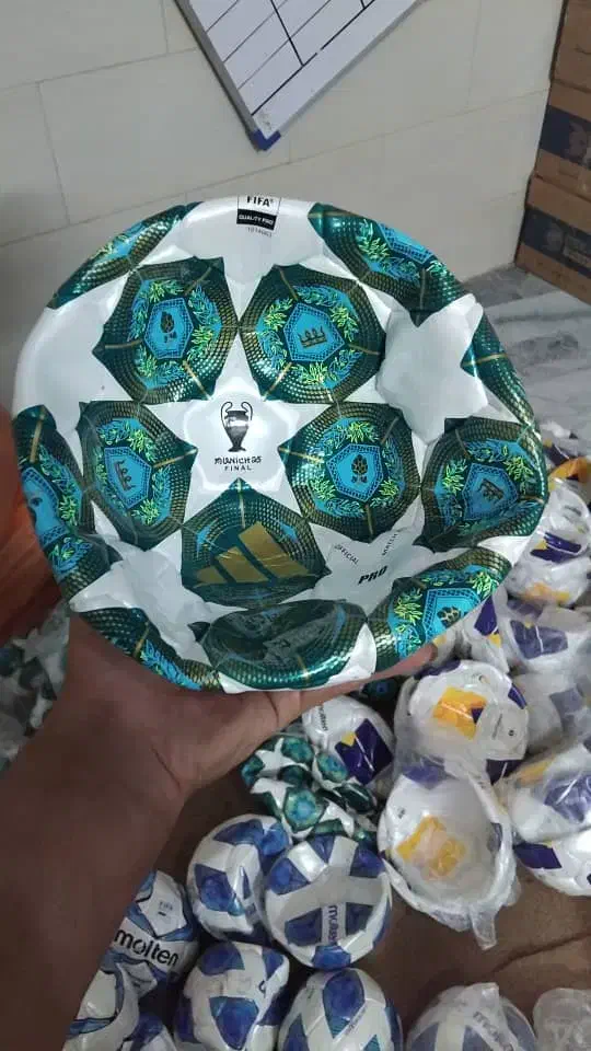 درخدمت مردم انواع کالا ورزشی|ورزش‌های توپی|پایین هولار, |دیوار