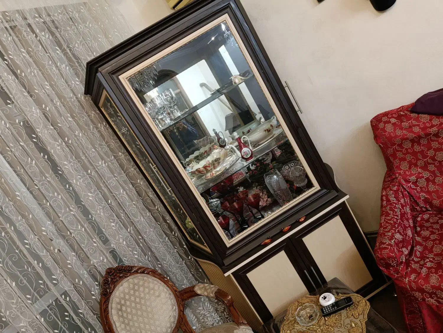 بوفه دو تیکه در حد نو|بوفه، ویترین، کنسول|خوی, |دیوار