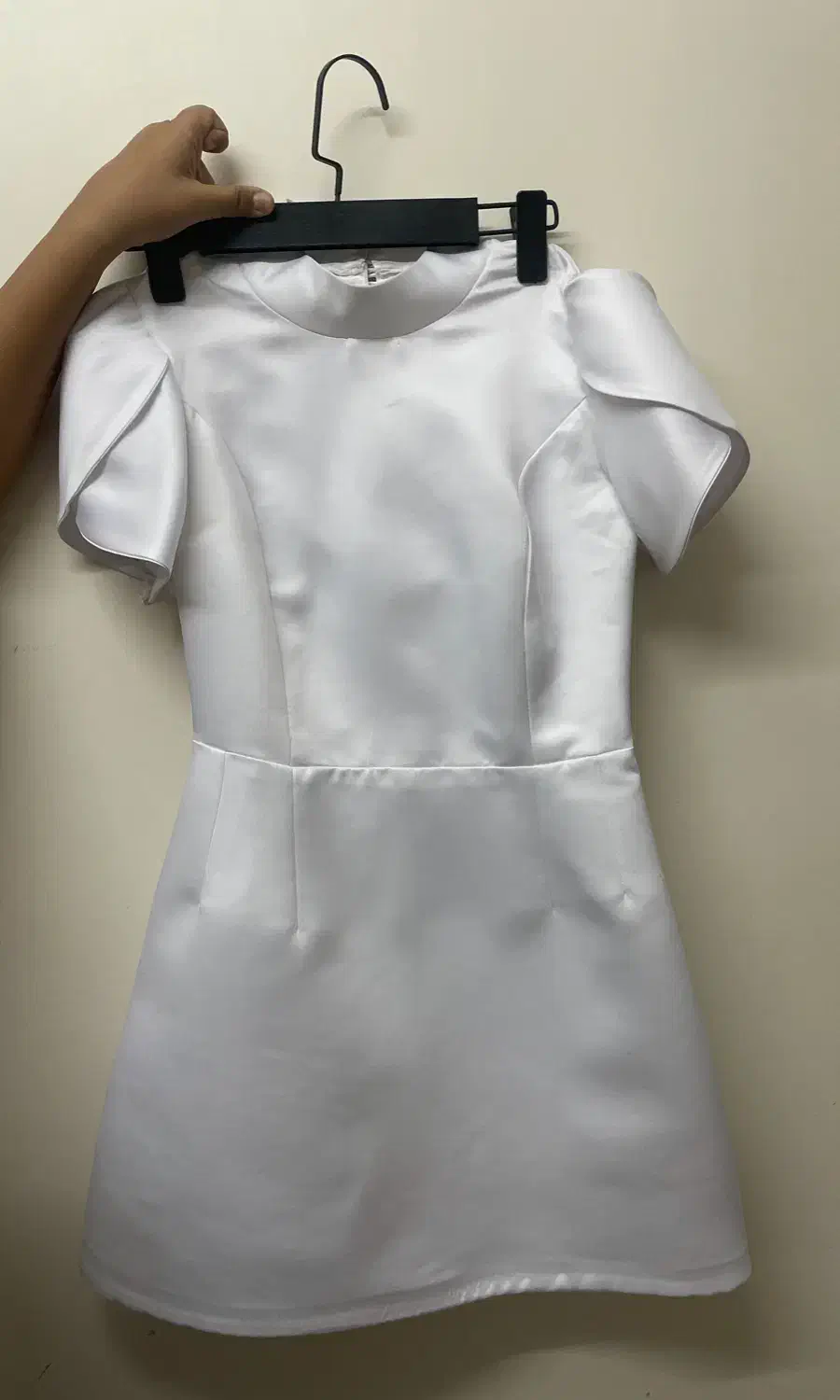 لباس مجلسی|لباس|هشتگرد, شهرک اداری|دیوار