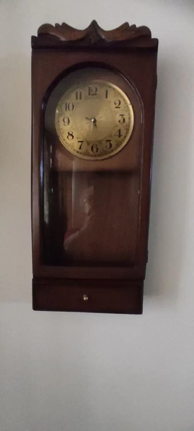 ساعت دیواری|کلکسیون اشیاء عتیقه|هشتگرد, شهرک ولیعصر (مصلی)|دیوار