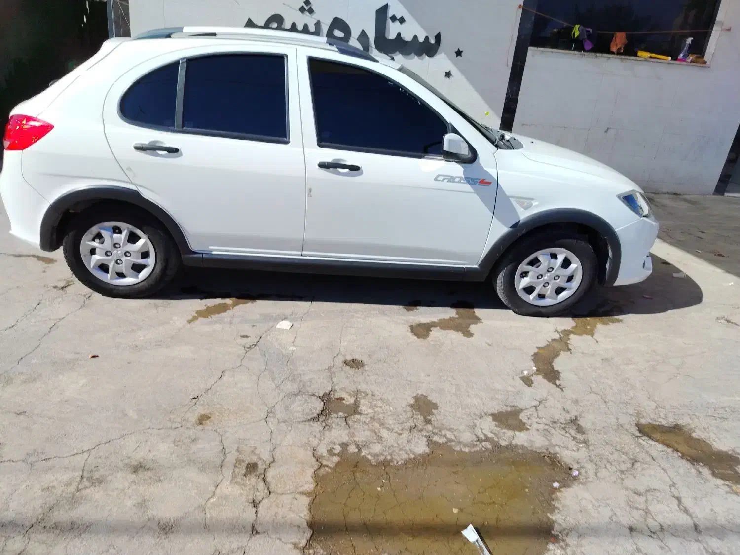 کوئیک|خودرو سواری و وانت|برخوار, |دیوار