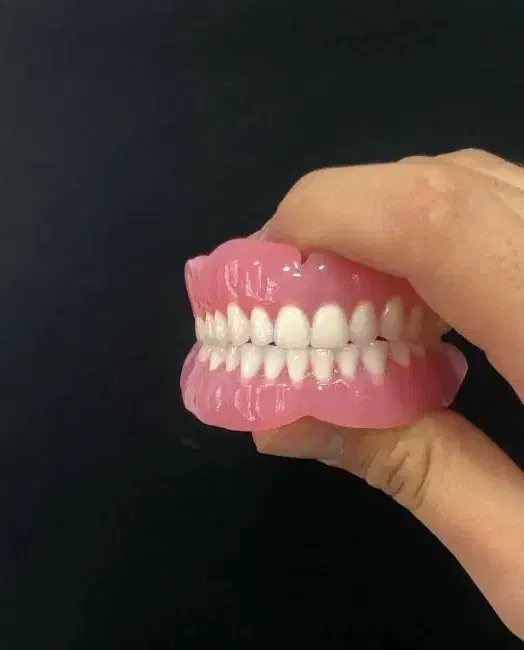 دندان مصنوعی با تعرفه دولتی و اقساط|خدمات آرایشگری و زیبایی|پرند, فاز ۵|دیوار