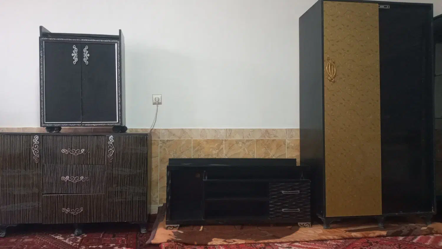 لوازم خانگی|جاکفشی، کمد، دراور|گوگان, |دیوار