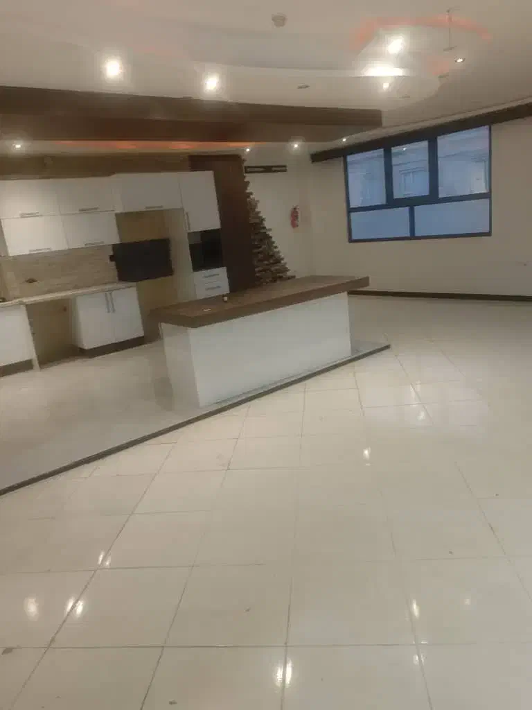 آپارتمان اجاره ای ۲۴۰ متری ۳ خوابه|اجارهٔ آپارتمان|قم, هنرستان|دیوار