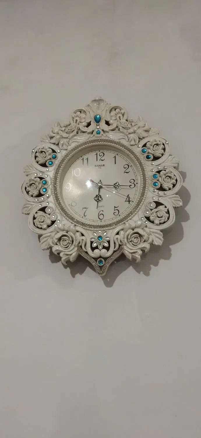 ساعت|ساعت|اسلام‌شهر, چیچکلو|دیوار