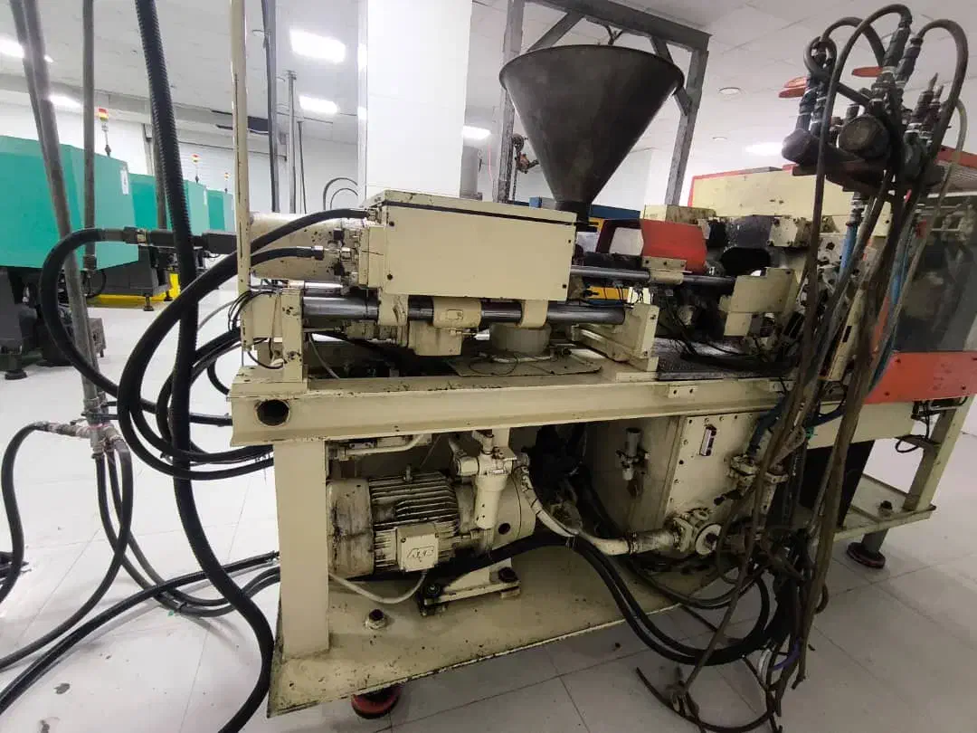 دستگاه تزریق پلاستیک ۶۰تن آلمانی|ماشینآلات صنعتی|نظرآباد, شهرک صنعتی سپهر|دیوار