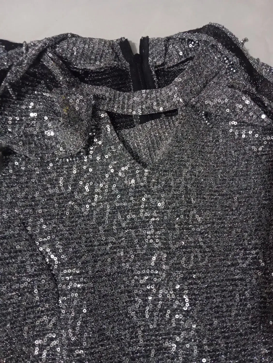 لباس  مجلسی  کاملا  نو  نو|لباس|قرچک, ولی آباد|دیوار