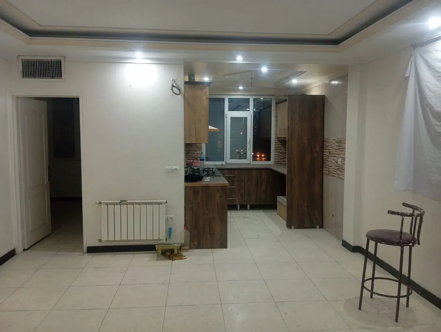 67متر 2خوابه نزدیک مترو پیروزی|فروش آپارتمان|تهران, صد دستگاه|دیوار