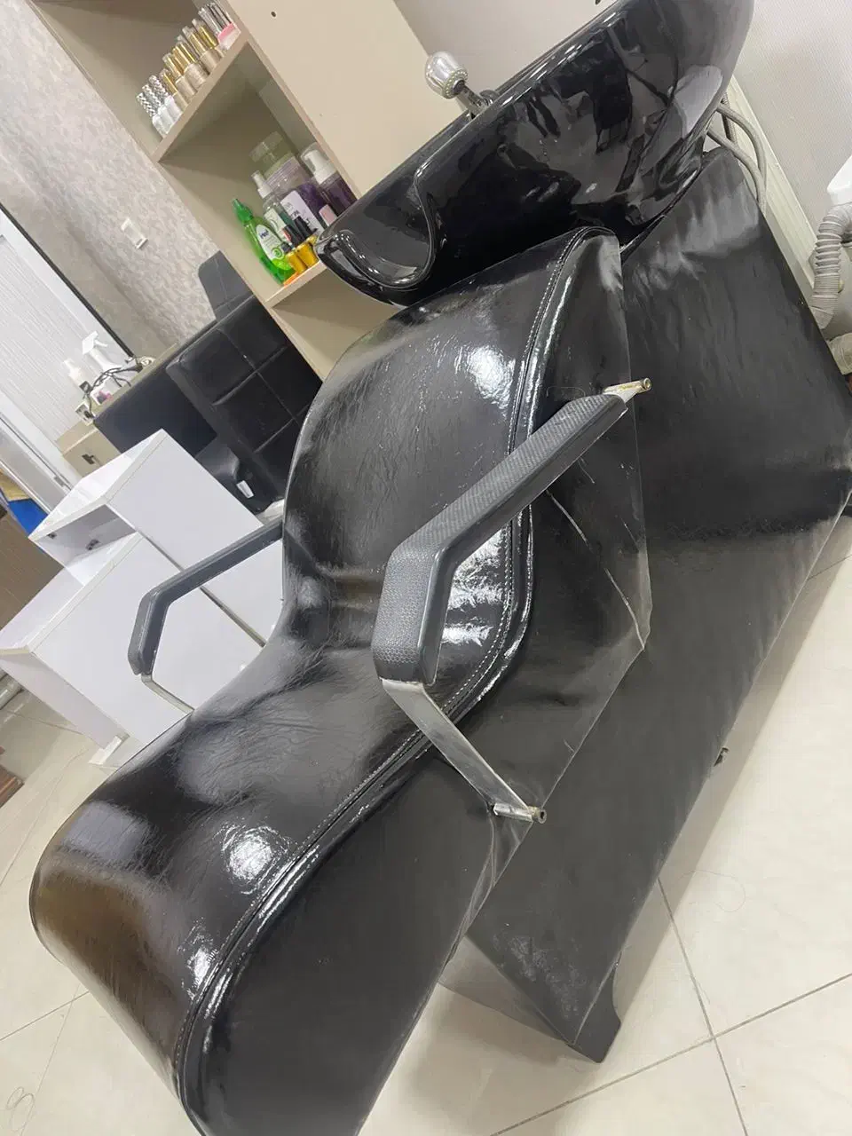 صندلی سرشور در حد نو فوقالعاده|آرایشگاه و سالنهای زیبایی|اصفهان, خانه اصفهان|دیوار