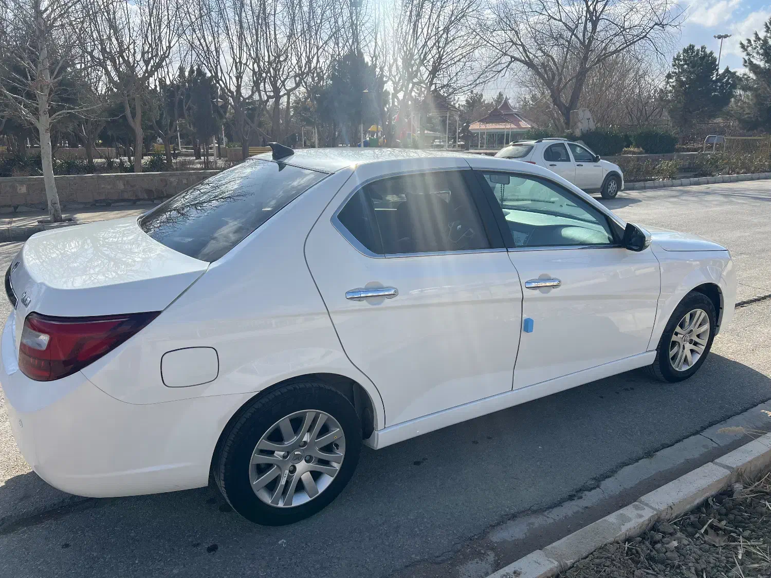 دنا پلاس|خودرو سواری و وانت|مشهد, ادیب نیشابوری (شهرک غرب)|دیوار