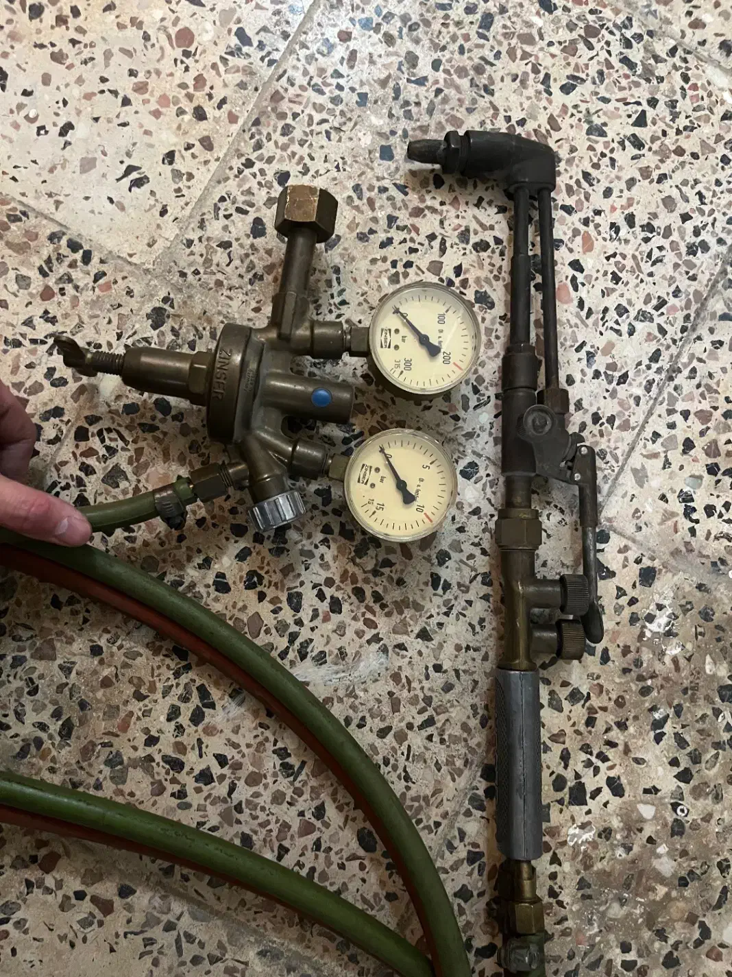 سرپیک به همراه مانومتر|ابزارآلات|گرگان, |دیوار