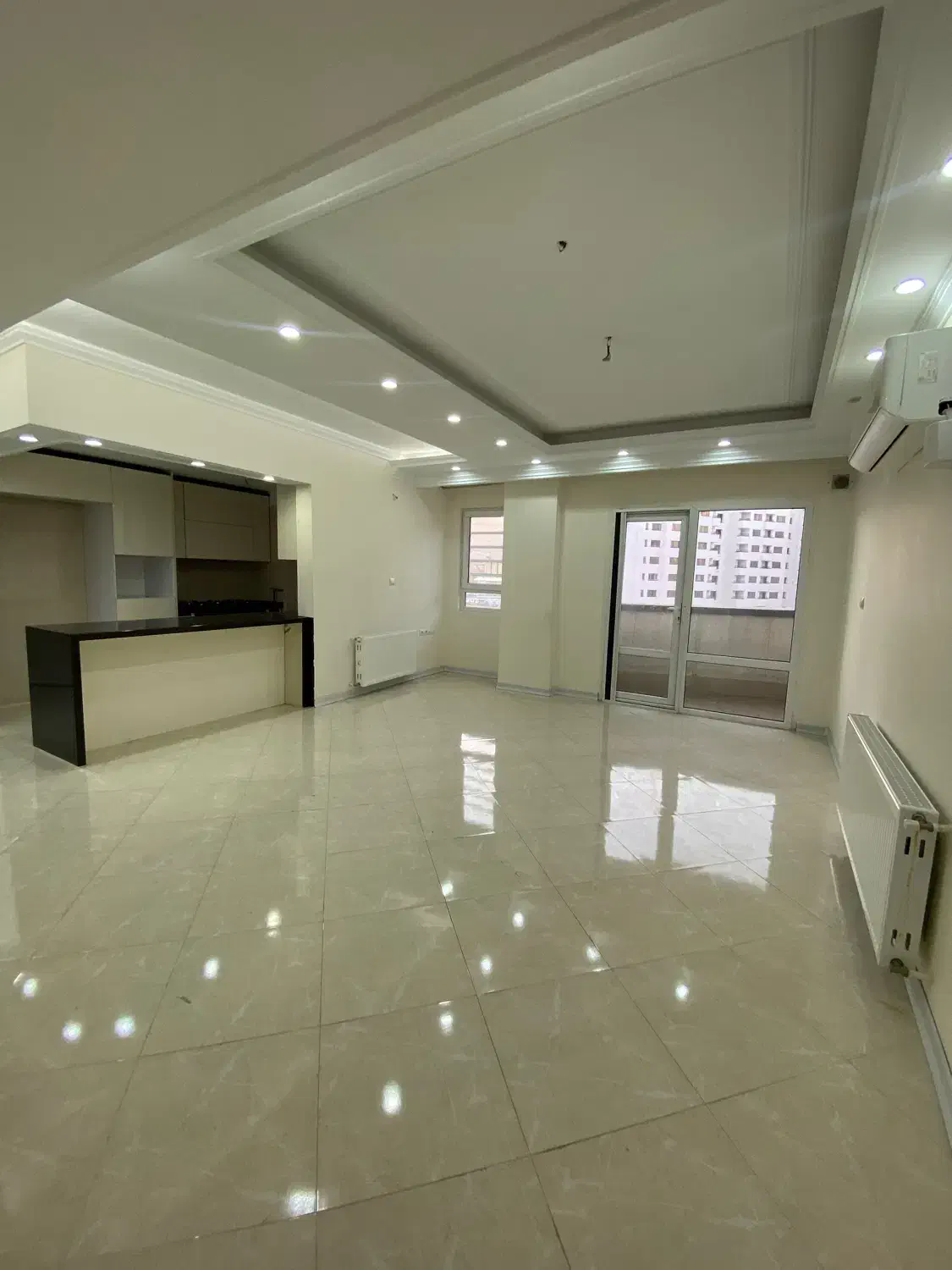 واحد۹۵متری/دوخوابه/خوش‌نقشه‌ونوساز/بلوار‌میعاد