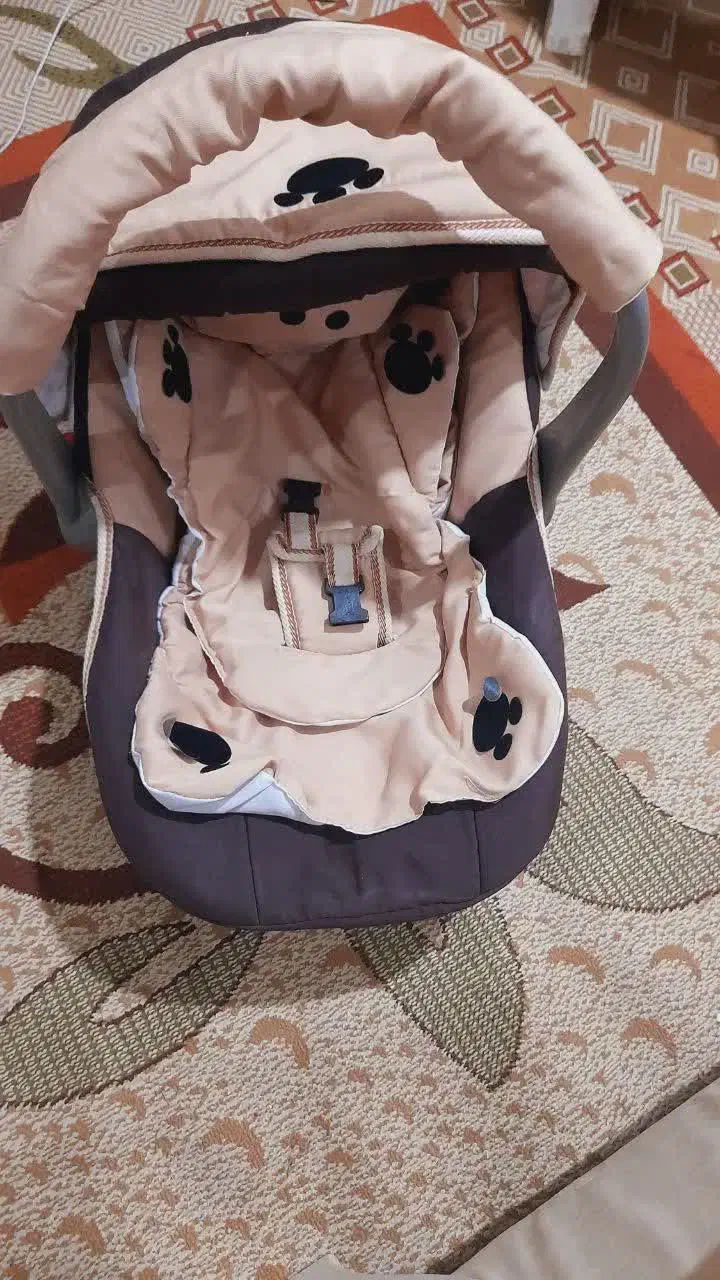 کریر|اسباب و اثاث بچه|قم, وادی السلام|دیوار